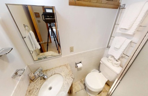 Taos Ski Valley Casa | The Lift Haus - Taos Ski Valley - New Property! - Elevator - Breathtaking Views