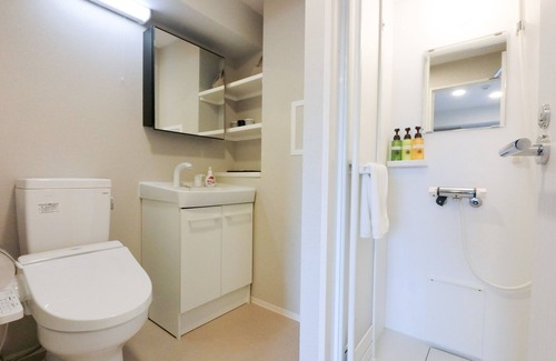 Higashiogu Hotel | The Light Inn Tokyo Toneri