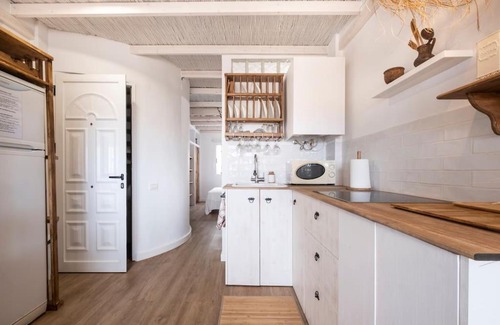 Poris de Abona Apartamento | The Lighthouse by the Sea & Wifi