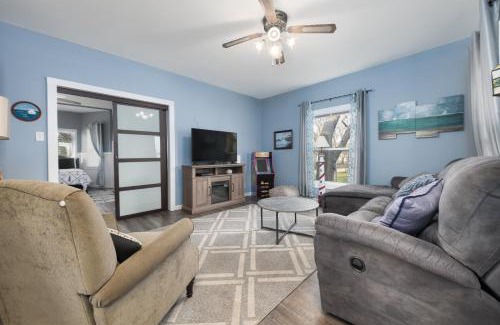South Haven Casa | The Lighthouse - Large home close to downtown with a hot tub & game room!