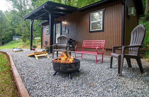 Robbinsville Casa | The Lil House
