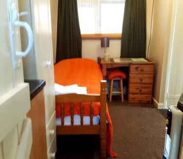 South Marston Apartamento | The Lily Pad apartment & Wrens Nest studio