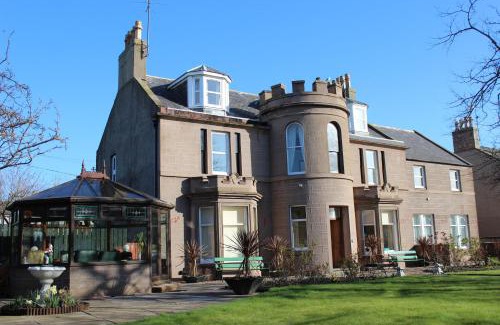 Montrose Casa | The Limes Guest House
