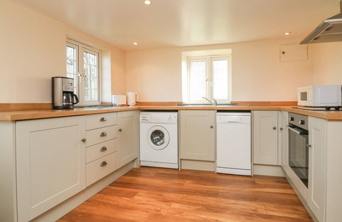 Holsworthy Cabaña | THE LINHAY, pet friendly, country holiday cottage in Holsworthy