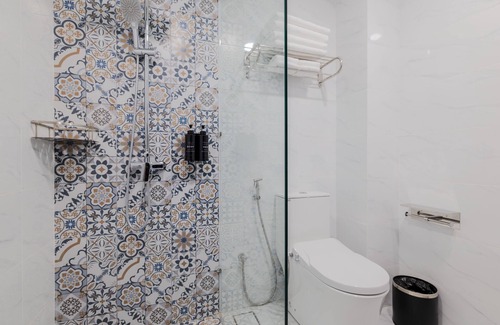Malacca City Hotel | The Lisbon Melaka, Trademark Collection by Wyndham