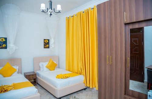 Kisumu Hotel | The lit garden place