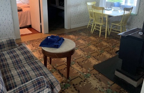 Port Howe Cabaña | The Little Cottage azul en Heather Beach