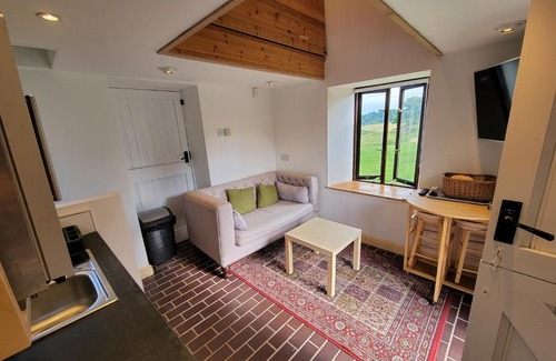 Abergavenny Casa | The Little Bothy - Holiday Cottage in the heart of Monmouthshire