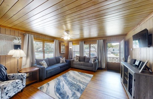 Murrells Inlet Casa | The Little Brick Cottage