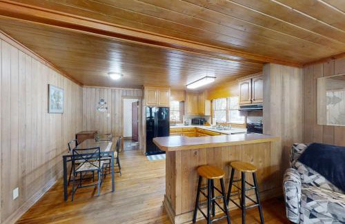 Murrells Inlet Casa | The Little Brick Cottage