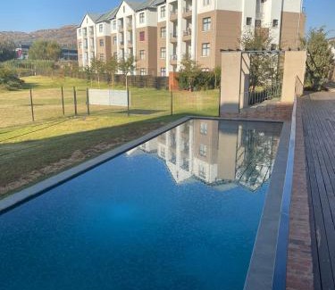 Greater Johannesburg Metropolitan Area Apartamento | The little Falls Lifestyle Estate