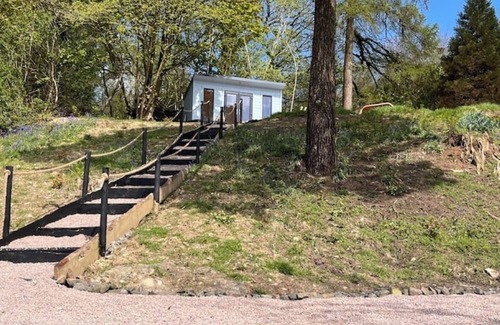 County Cavan Cabaña | The Little Gem Stone Cottage Romantic Lakeside Retreat: Hot Tub, Sauna & Kayaks