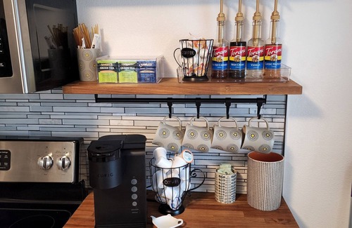 Pueblo Casa | The Little Green House Cozy & Centrally Located Near the Riverwalk/Downtown
