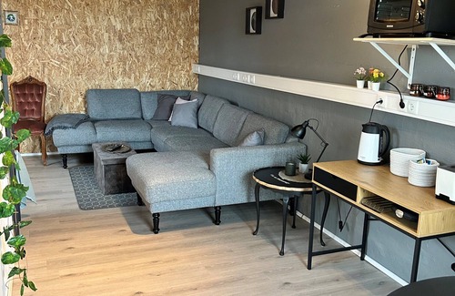 Innri-Njarthvik Apartamento | The Little Guesthouse Downtown - A beautiful family studio