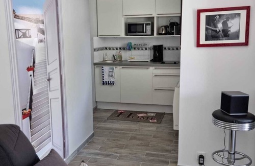 L'Isle-Adam Casa | THE LITTLE HOUSE OF ISLE Cottage in Isle-Adam