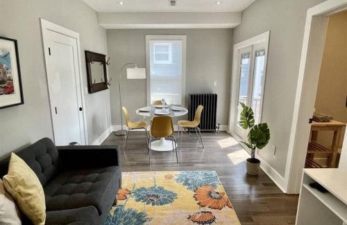 Brookland Apartamento | The Little Nest Charming Brookland Parking