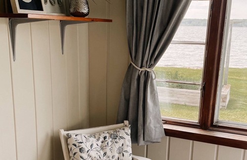 Whitehall Casa | The Little Pearl on White Lake…a perfect get away!