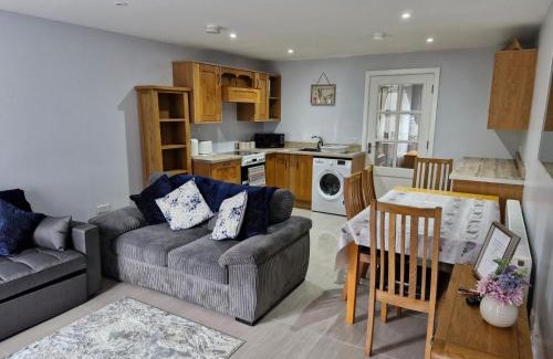 Warrenpoint Casa | The Little Red Door