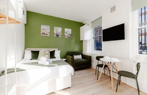 North Kensington Apartamento | The Little Venice Hideaway Studio on the Canal!
