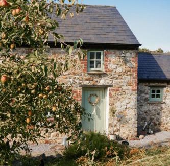 Bryncethin Casa | The Little Welsh Cottage