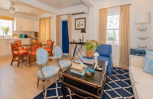 Governor's Harbour Casa | The Little White House home