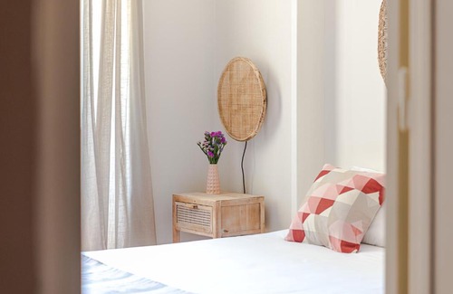 Sao Joao de Deus Casa | The Local Guest House Lisbon