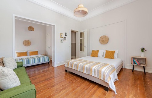 Sao Joao de Deus Casa | The Local Guest House Lisbon