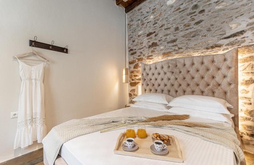 Naxos Apartamento | The Locals
