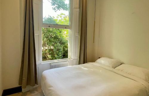 West Kensington Apartamento | The Location! Holland Park