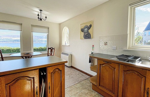 Lewiston Cabaña | 1 bedroom accommodation in Brackla, near Inverness