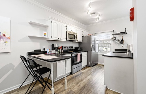 Lockerbie Square Casa | The Lockerbie Townhouse is conveintly located to all things downtown Indy