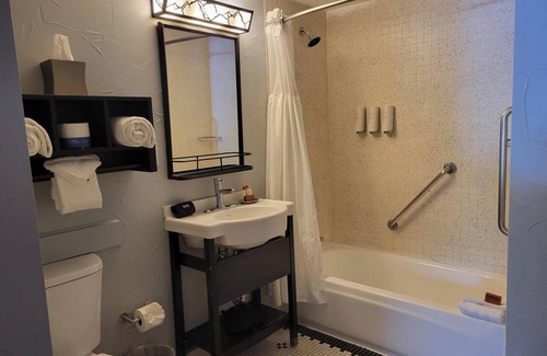 Baldy Mountain Hotel | The Lodge at Breckenridge