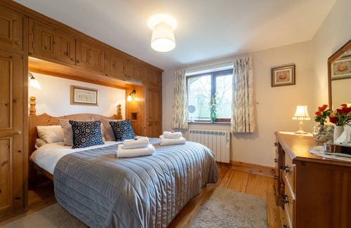 Fence Cabaña | The lodge at Horton Hall Farm