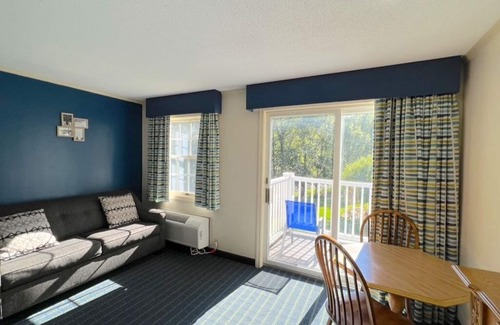 Jackson Hotel | The Lodge At Jackson Village