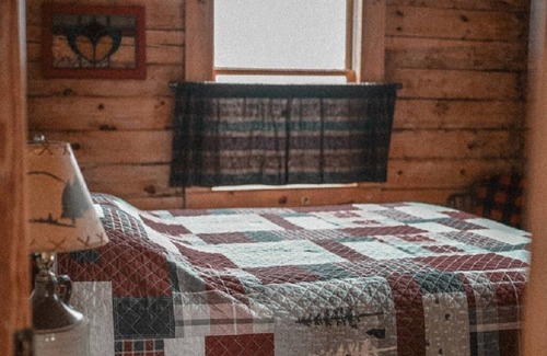 Spottswood Cabina | The Lodge at Joe Walker Hollow, privacy at its best with plenty of family space