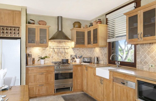 Robertson Casa | The Lodge at Linden Hall - access to swimming pool
