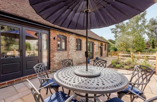 Tangmere Casa | The Lodge At Oldbury Barns