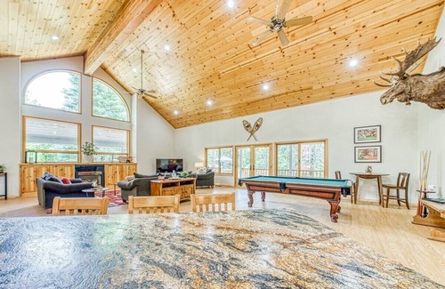Granite Ridge Cabina | The Lodge at Rock Shelf *AC & modern amenities!