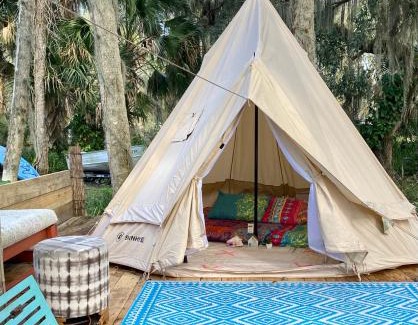 Seville Otro | The Lodge at Runaway Bay
