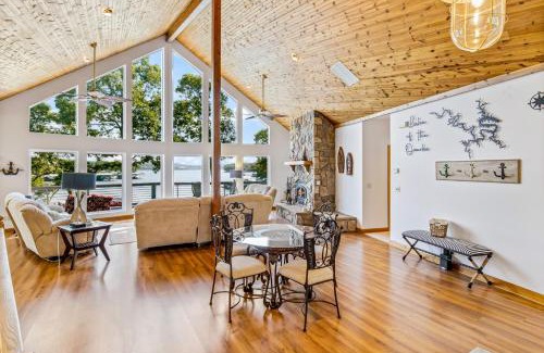 Sunrise Beach Casa | The Lodge at Sparkling Water