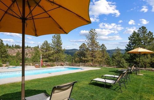 Purgatory Hotel | The Lodge at Tamarron #425