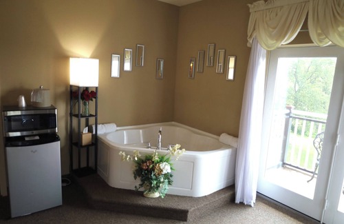 Danielsville Cabina | The Lodge at Woodstone Country Club