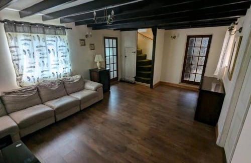 Birchgrove Apartamento | The Lodge - Built in the 1850s