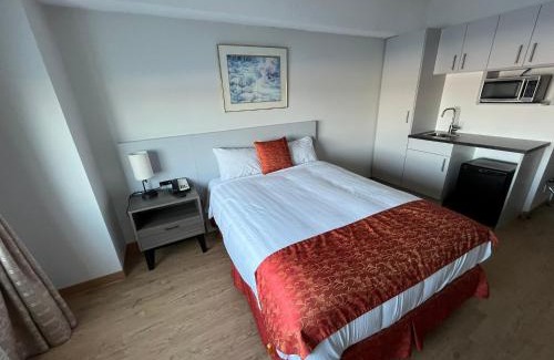 Jasper Place Hotel | The Lodge Inn