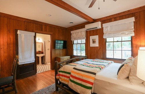 Lake Lure Cabina | The Lodge on Lake Lure