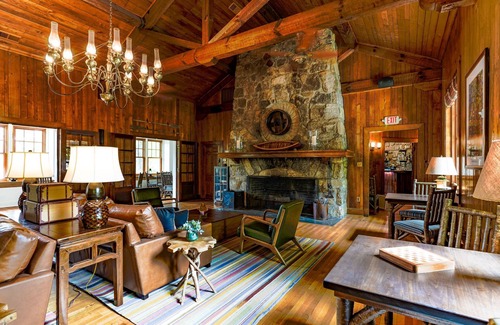 Lake Lure Cabina | The Lodge on Lake Lure