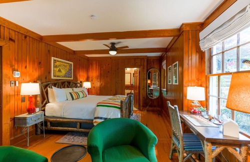Lake Lure Cabina | The Lodge on Lake Lure