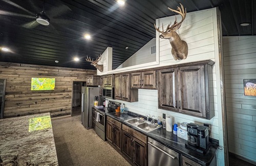 Winter Cabina | The Lodge on Lake of the Pines - enjoy the Northwoods in comfort!