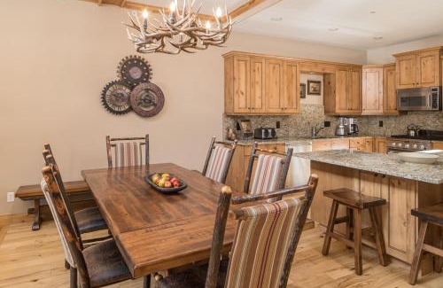 Big Sky Casa | The Lodges at Elkhorn Creek Unit 1302