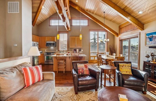 Tolovana Park Casa | The Lodges C-2 - Beachcomber Vacation Homes
